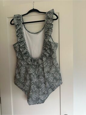 Sage Leaf-Print Ruffle Scoop-Back Bodysuit